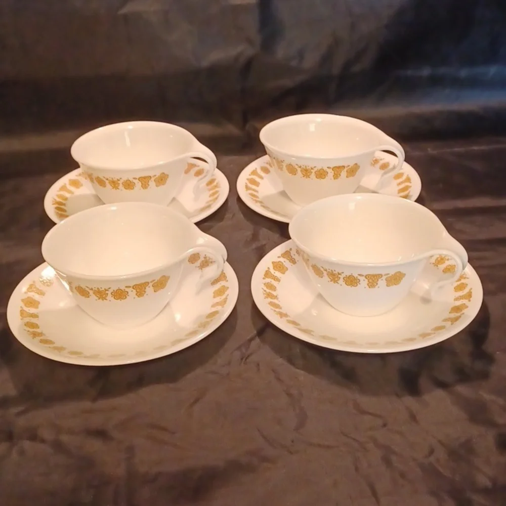 Corelle livingware by Corning 4 cup and saucer set butterfly design